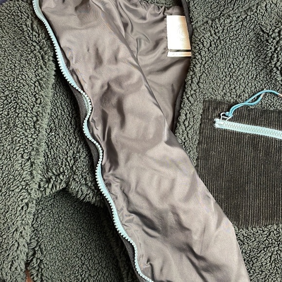 Urban Outfitters Black Fleece Oversized Jacket Small - Picture 7 of 7